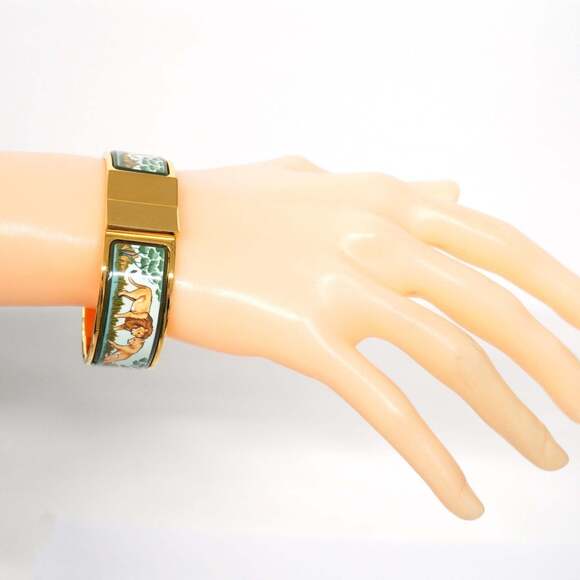 Hermes Click Cluck GM Bangle, GP Plated, Cloisonne, Gold, Green, Multicolor, ... - Picture 7 of 10